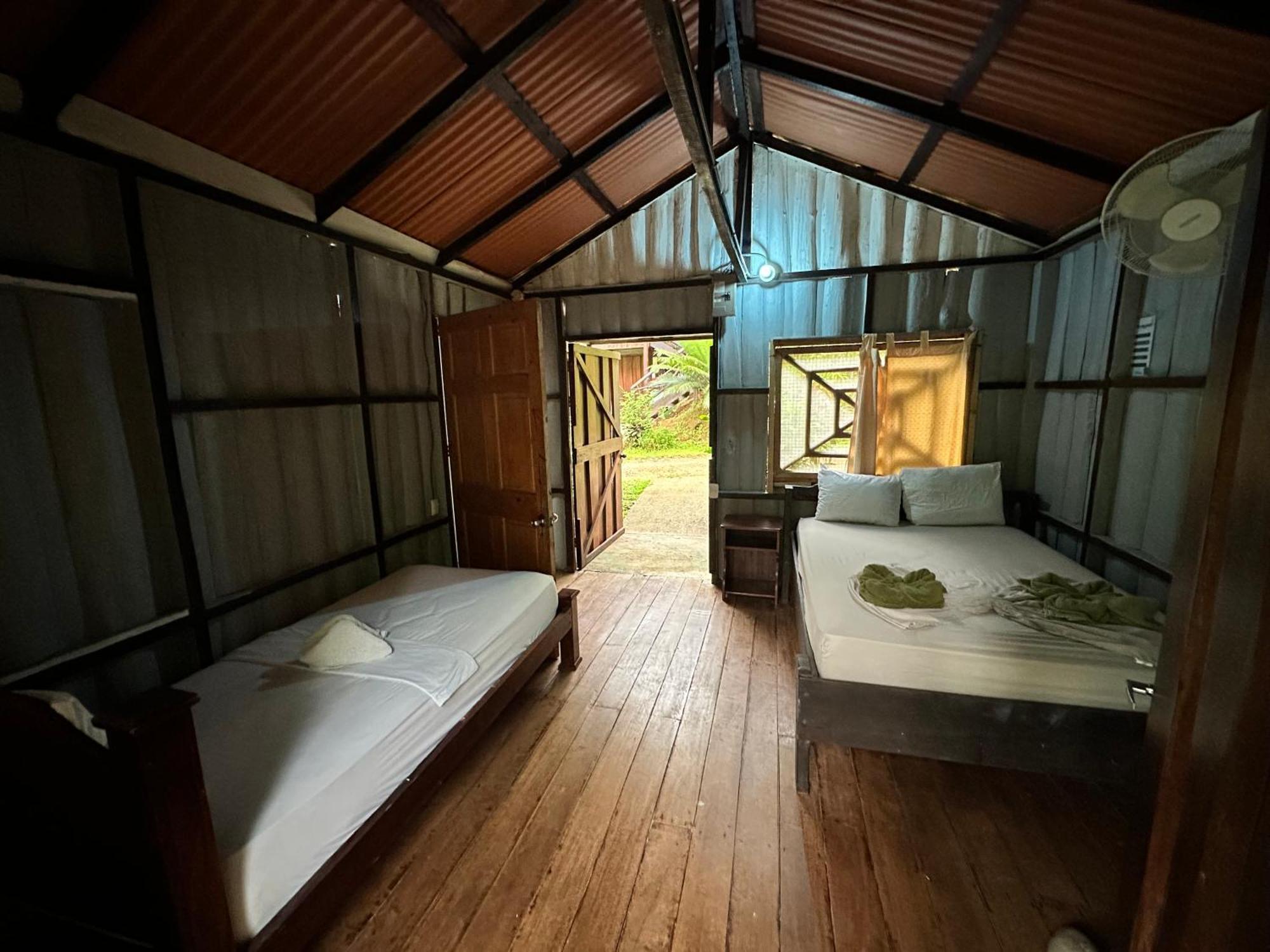 Sukia Hostel Дрейк Екстер'єр фото